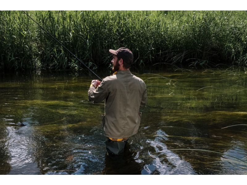 Guía para principiantes de la pesca con mosca - Aguas Arriba